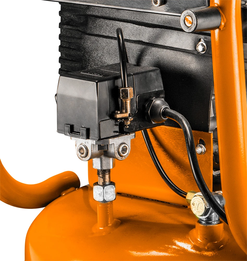 Neo Tools Vertikalus alyvos kompresorius 40 l, 230 V