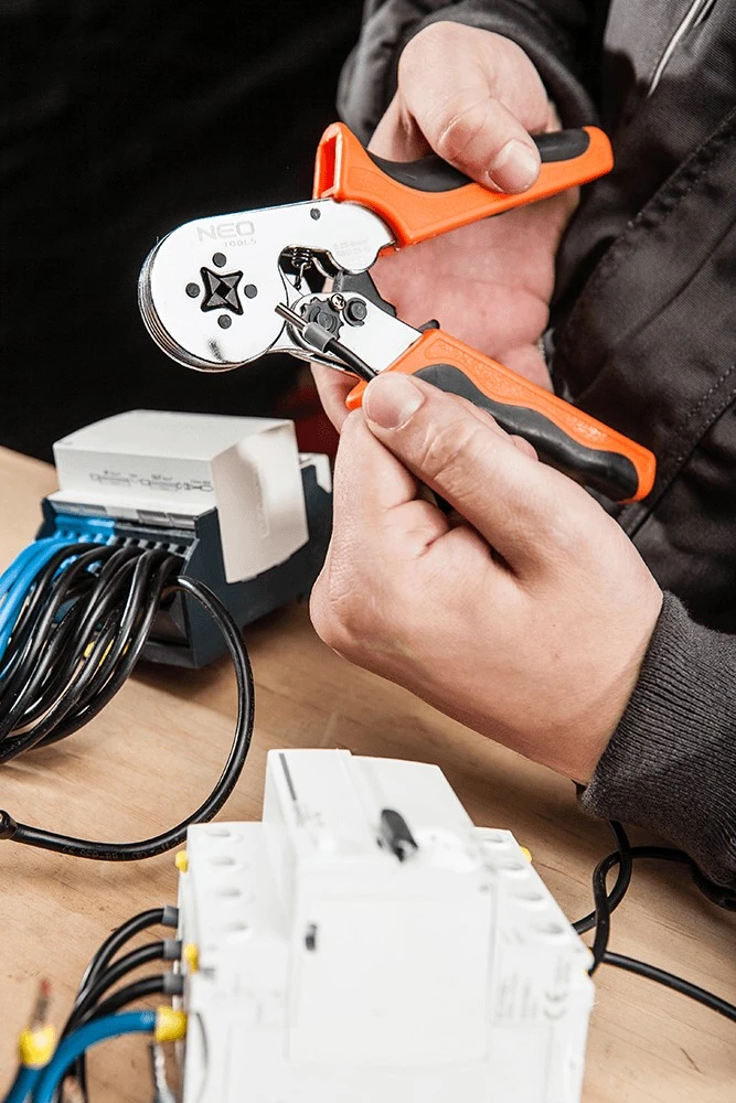 Neo Tools NEO antgalių užspaudimo įrankis, antgalio skersmuo 0,25–6 mm (01-507)