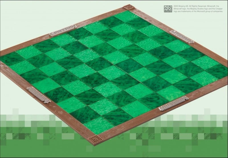 „Noble Collection France Minecraft“ – šachmatų rinkinys „Overworld Heroes vs. Hostile Mobs“