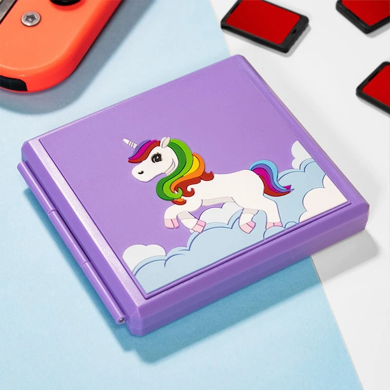 Numskull Nintendo Switch Unicorn žaidimų kortelių laikiklis