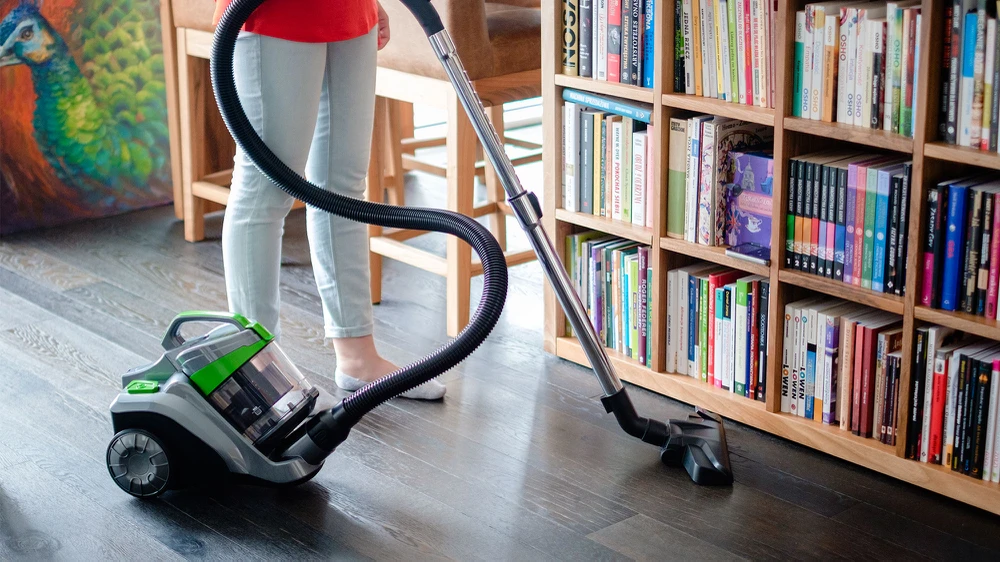 TEESA VACUUM Žalias dulkių siurblys be maišelio