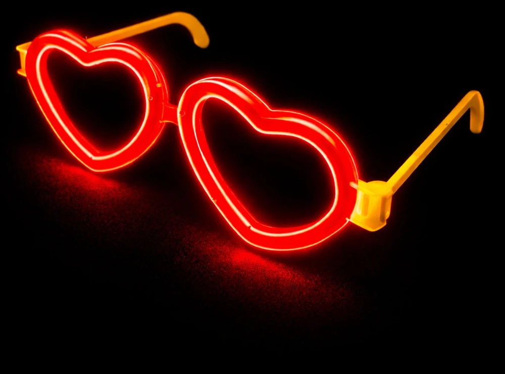 Lean Toys Akiniai Fluorescenciniai širdelės formos akiniai, šviečiantys tamsoje, neoninės raudonos spalvos