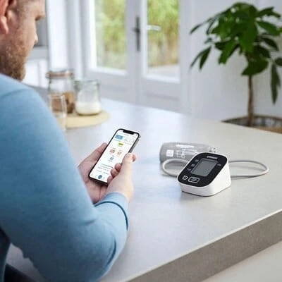 Omron M2+ Connect kraujospūdžio matuoklis Juodas