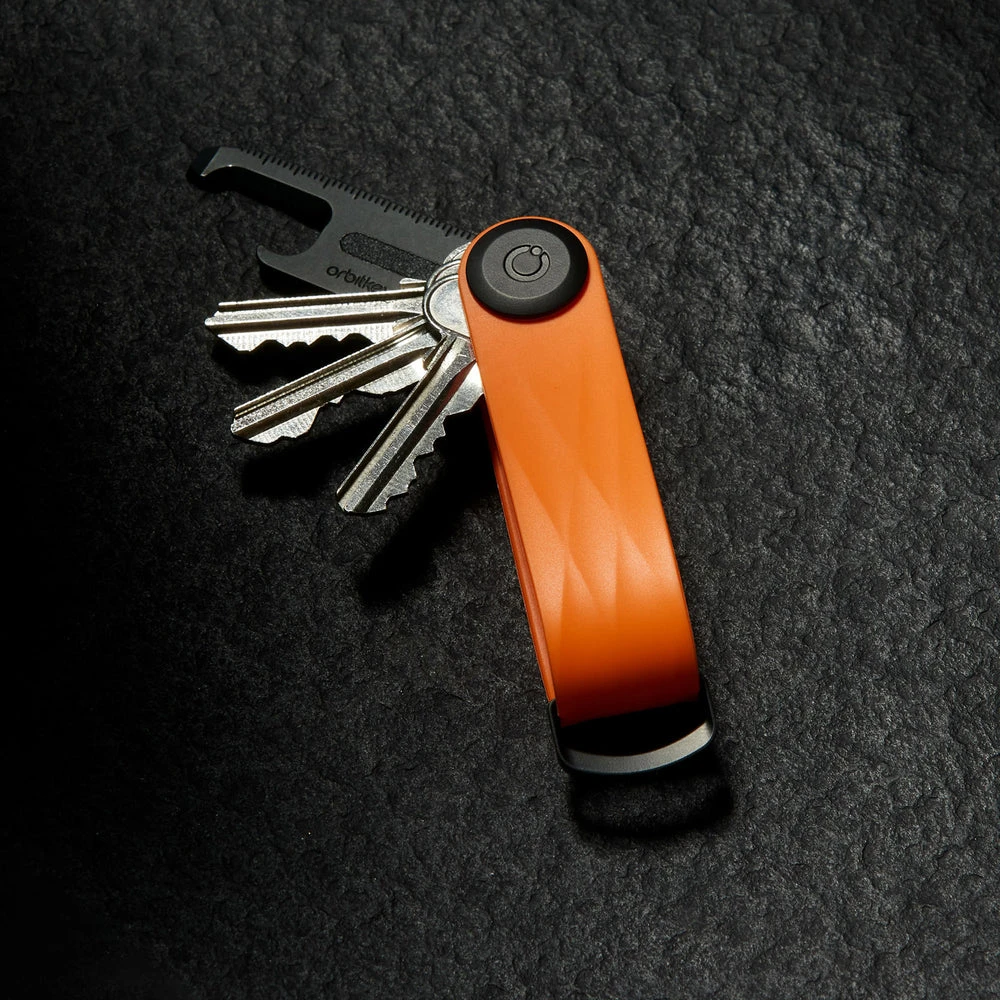 „OrbitKey“ – aktyvus raktų organizatorius – mandarinų spalvos