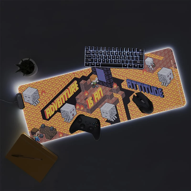 Paladone Minecraft XXL šviečiantis pėlės kilimėlis | 80 x 30 cm