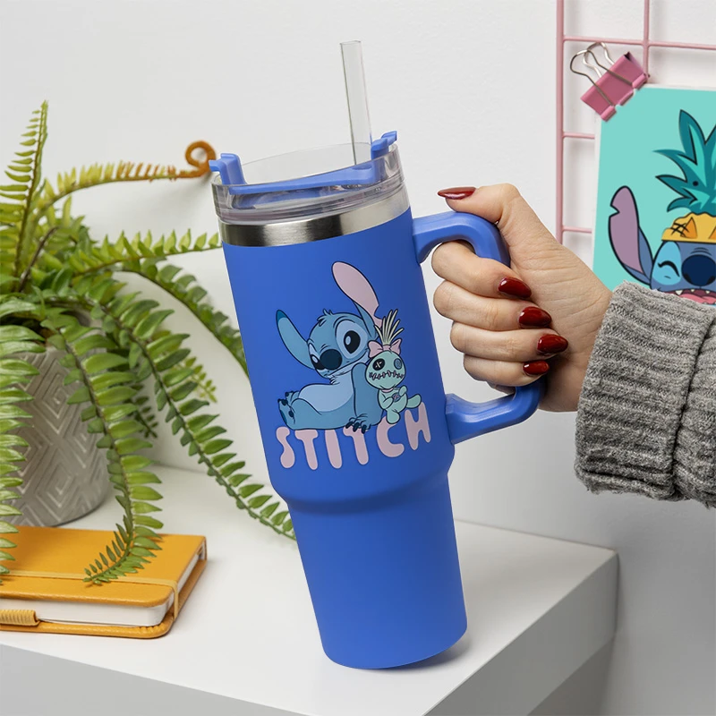 Paladone ABYstyle DISNEY Classics Stitch Mėlyna Sandarus Puodelis su Šiaudeliu | 900 ml