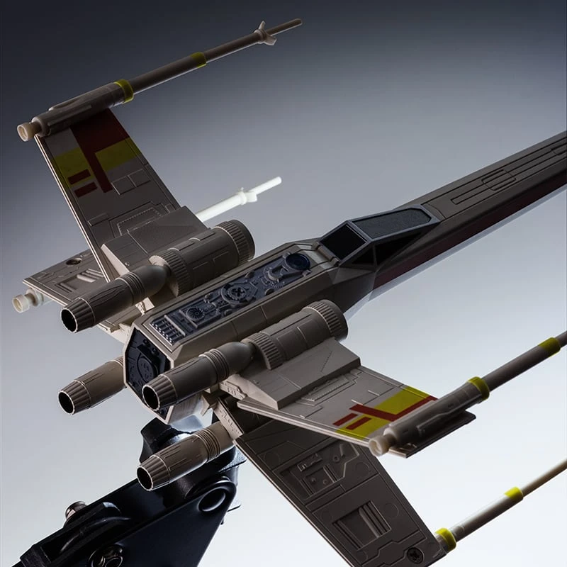 Paladone Žvaigždžių karai – lankstus stalo šviestuvas „X Wing“