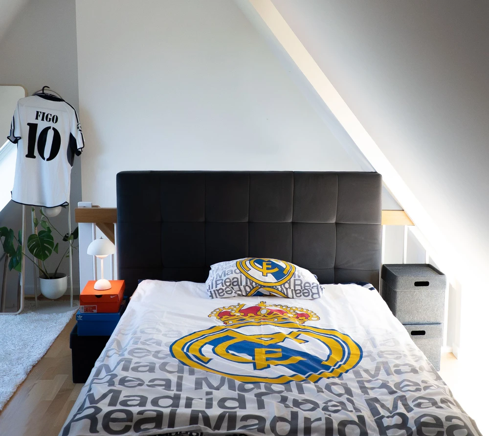 Mumuru - Real Madrid patalynė - ryškios komandos spalvos - 140x200 cm