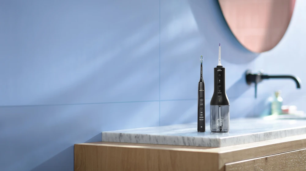 Burnos irigatorius ir dantų šepetėlis Philips Sonicare Cordless Power Flosser „DiamondClean 9000“  HX3886/43