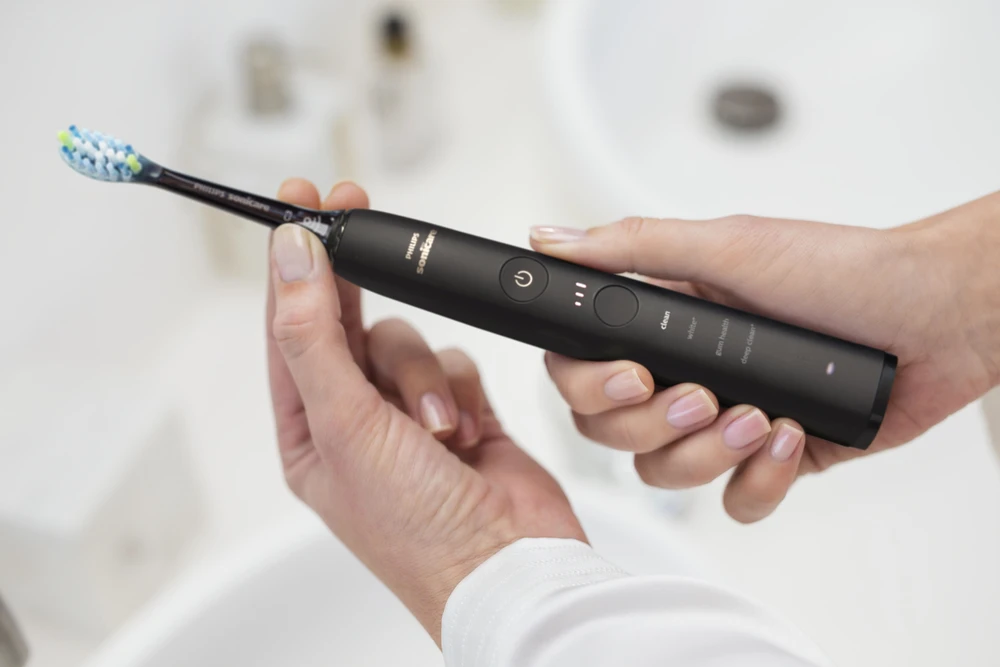 Burnos irigatorius ir dantų šepetėlis Philips Sonicare Cordless Power Flosser „DiamondClean 9000“  HX3886/43