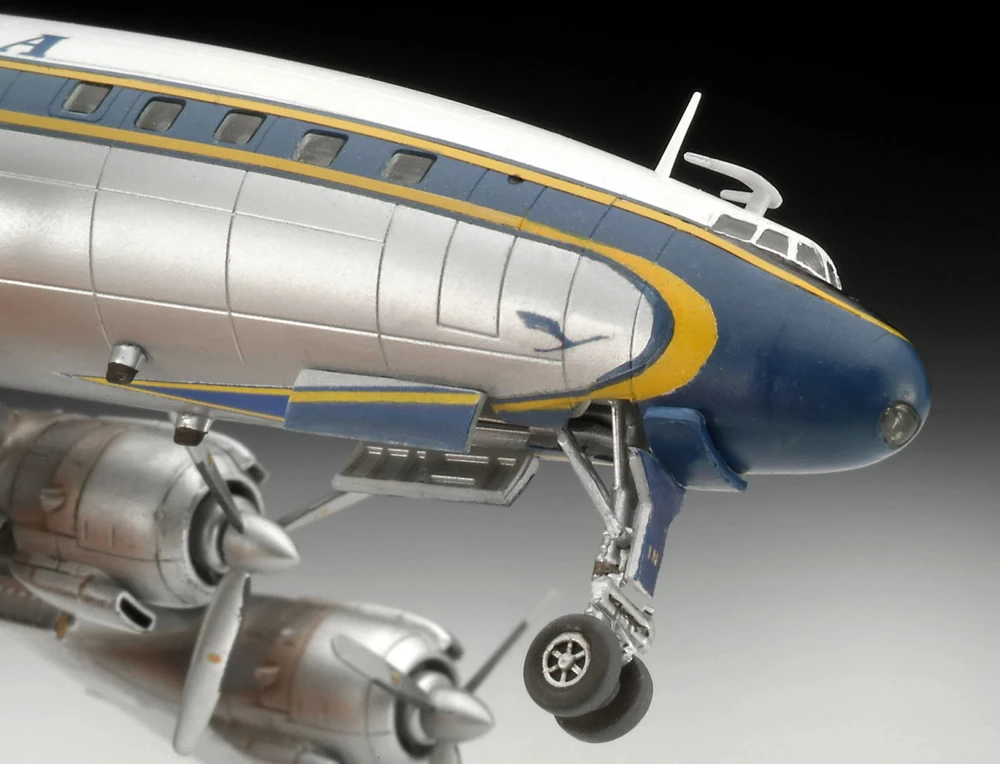 Revell Lockheed Super Constellation Lufthansa lėktuvas 1/144