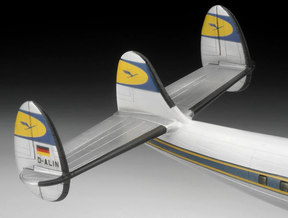 Revell Lockheed Super Constellation Lufthansa lėktuvas 1/144
