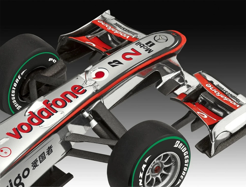 Revell McLaren Mercedes F1 MP4-25 Lewis Hamilton 1:24 surinkimo rinkinys