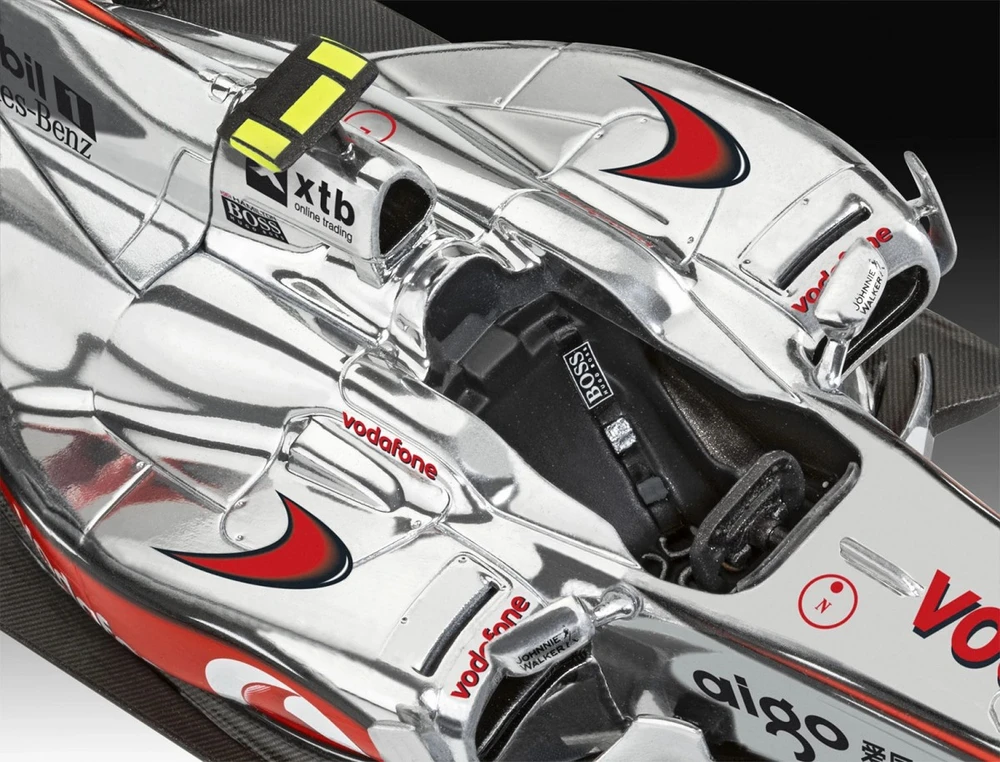 Revell McLaren Mercedes F1 MP4-25 Lewis Hamilton 1:24 surinkimo rinkinys