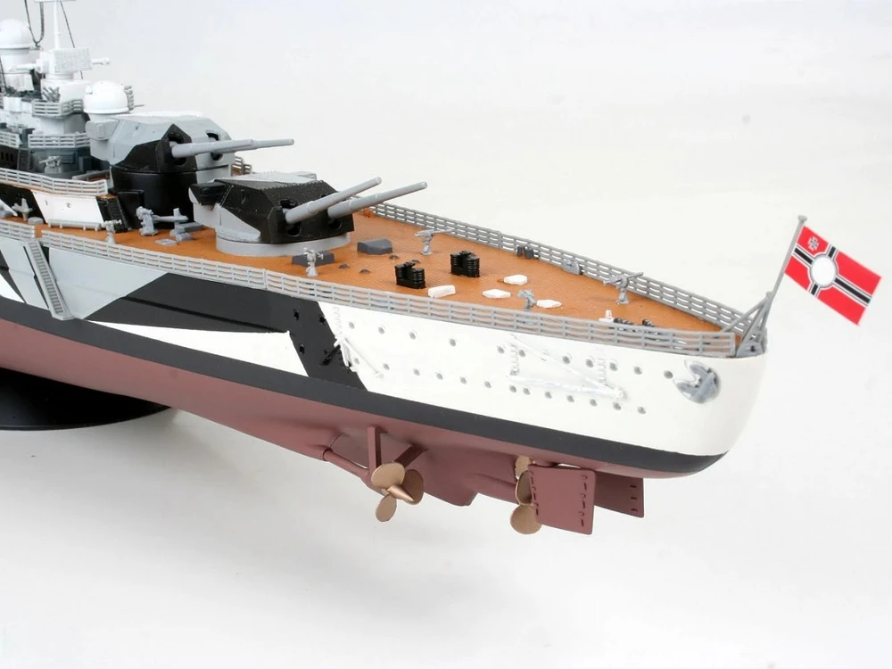 Revell Tirpitz vokiečių mūšio laivas 1/350 plastikinis modelis
