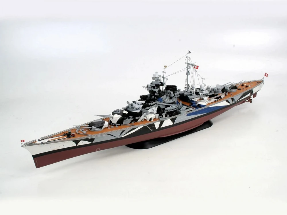 Revell Tirpitz vokiečių mūšio laivas 1/350 plastikinis modelis