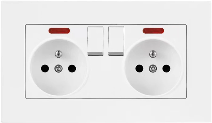 Plastrol Lizdas dvigubas lizdas 2p+su su jungikliu