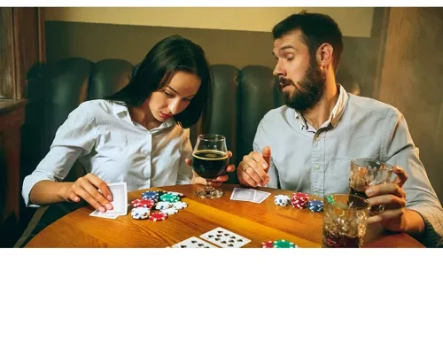 Pokerio žetonų rinkinys lagaminėlyje Malatec, 300 žetonų.