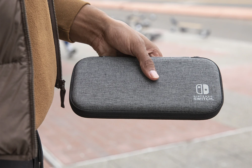 Power A Maitinimas A PowerA Nintendo Switch dėklas - Charcoal