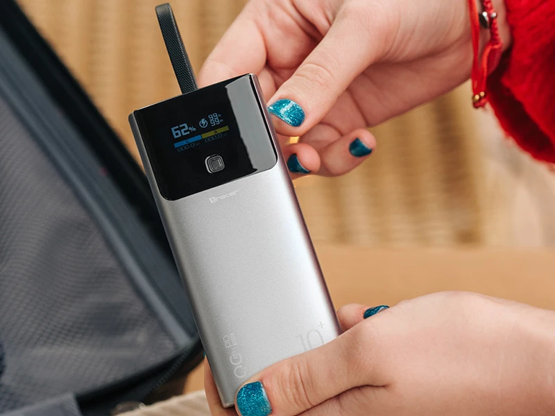 Tracer Comet 10000 mAh ekranas PD+QC