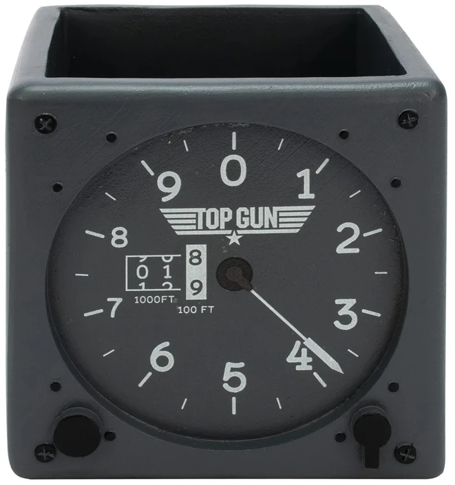 „Pyramid International“ – „Top Gun“ stalo tvarkingas stalas