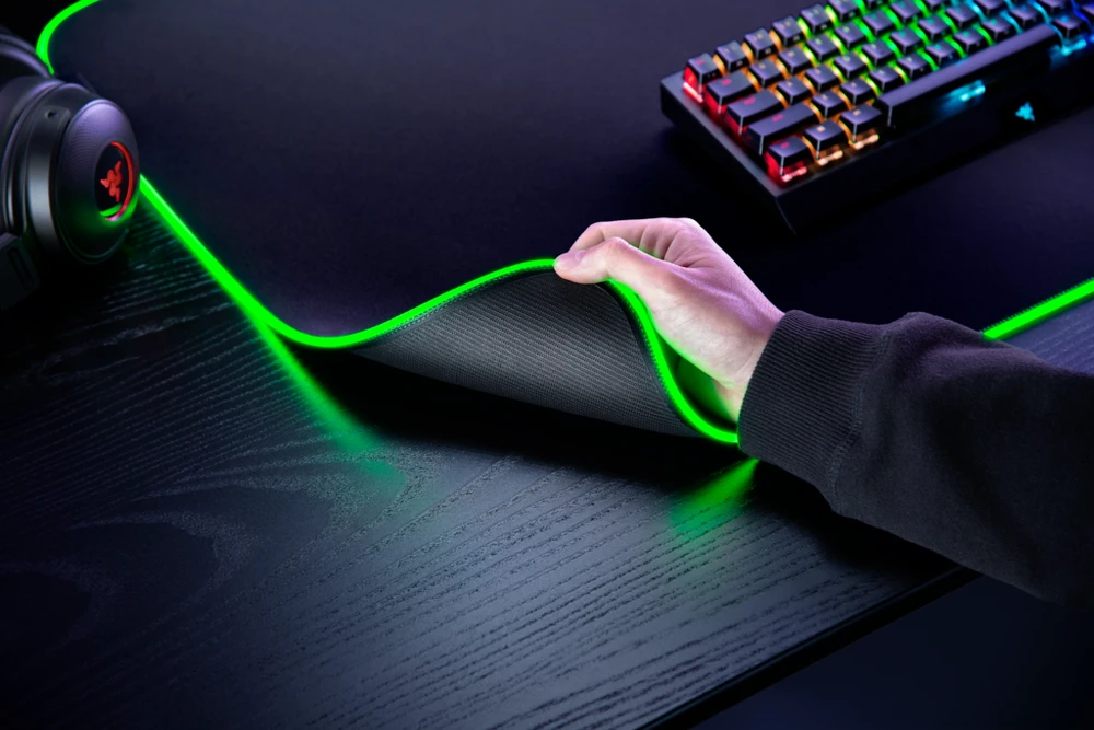 Razer | Goliathus Chroma 3XL | Pelės kilimėlis | 1200 x 550 x 3.5 mm | Juodas