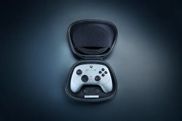 „Razer“ | Žaidimų valdiklis, skirtas „XBOX Series X/S“ ir asmeniniam kompiuteriui | „Wolverin V3 Pro“
