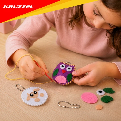 Kruzzel 12-piece sewing kit for children