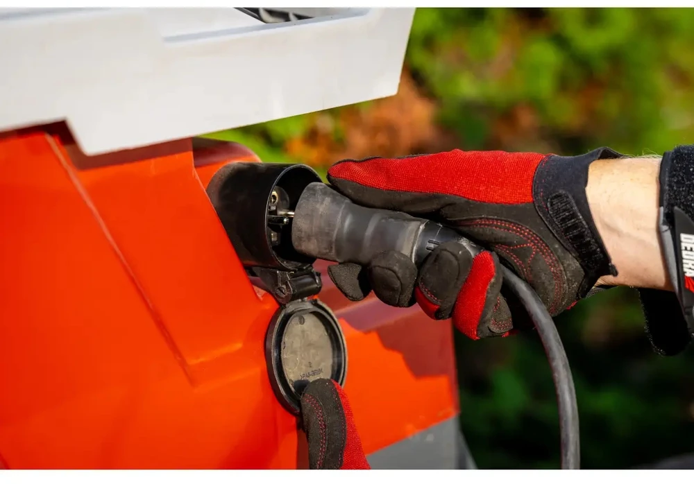 Elektrinis šakų smulkintuvas DEDRA DED8682