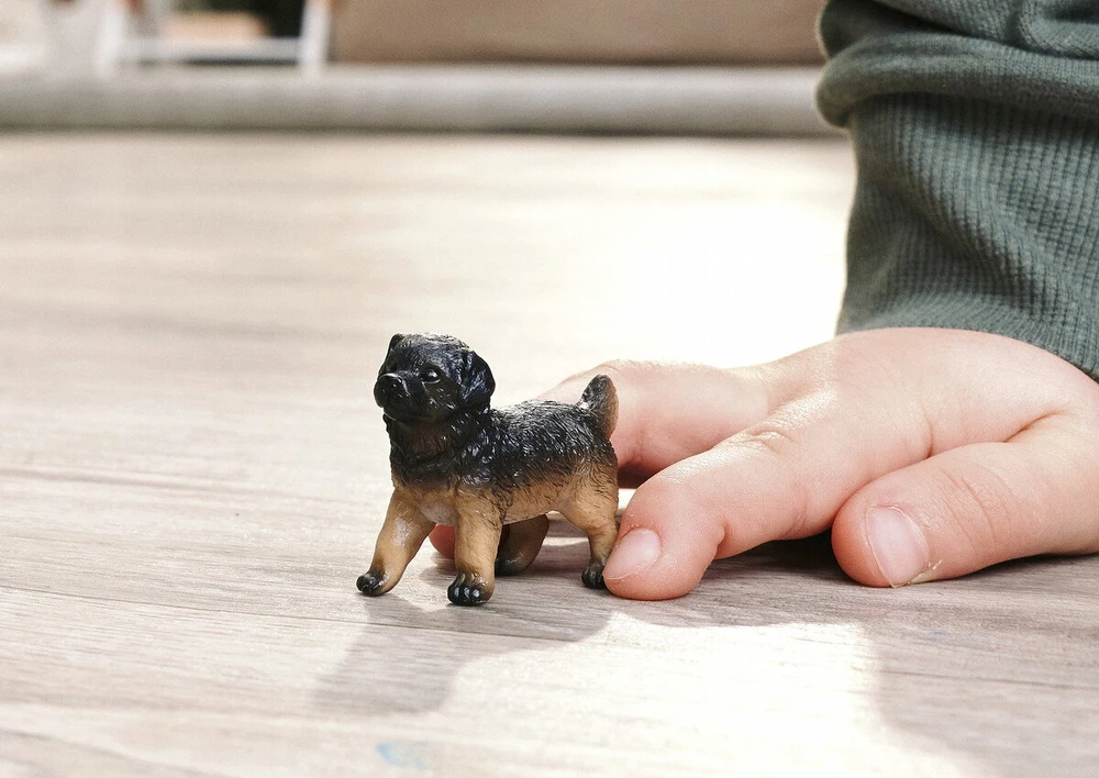 SCHLEICH FARM WORLD Vokiečių aviganių šuniukas