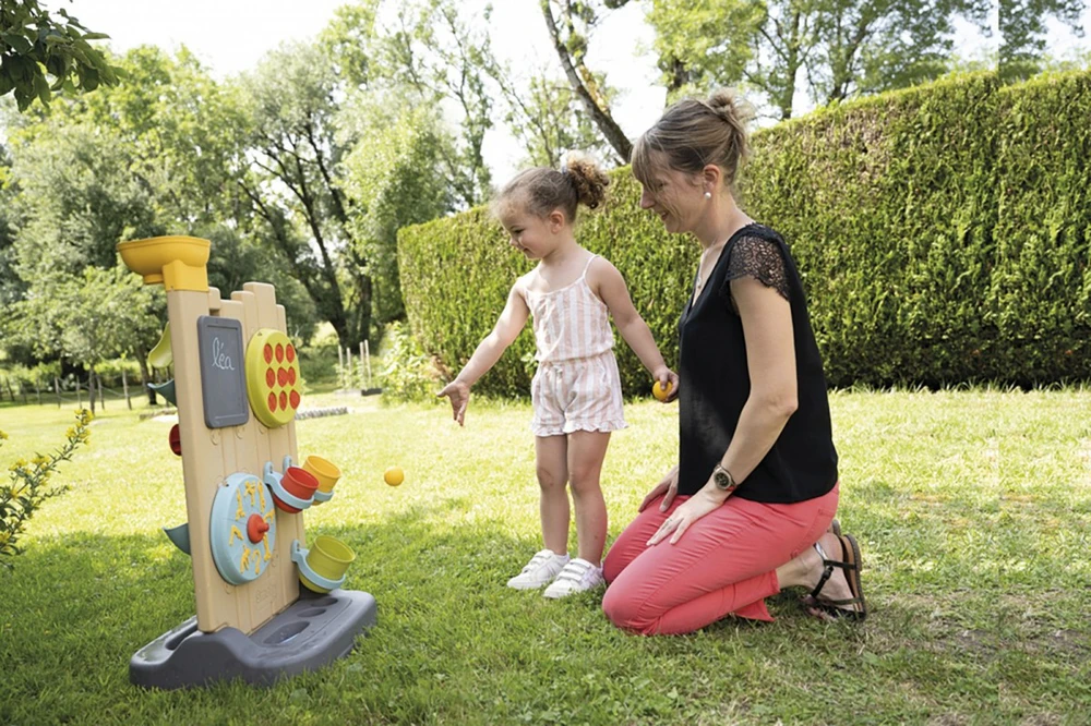 Smoby dvigubos rūšies veiklos siena - Montessori manipuliacija