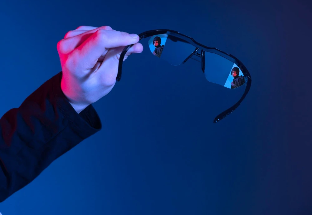 „SpyX“ – galinio vaizdo stebėjimo akiniai (20338)
