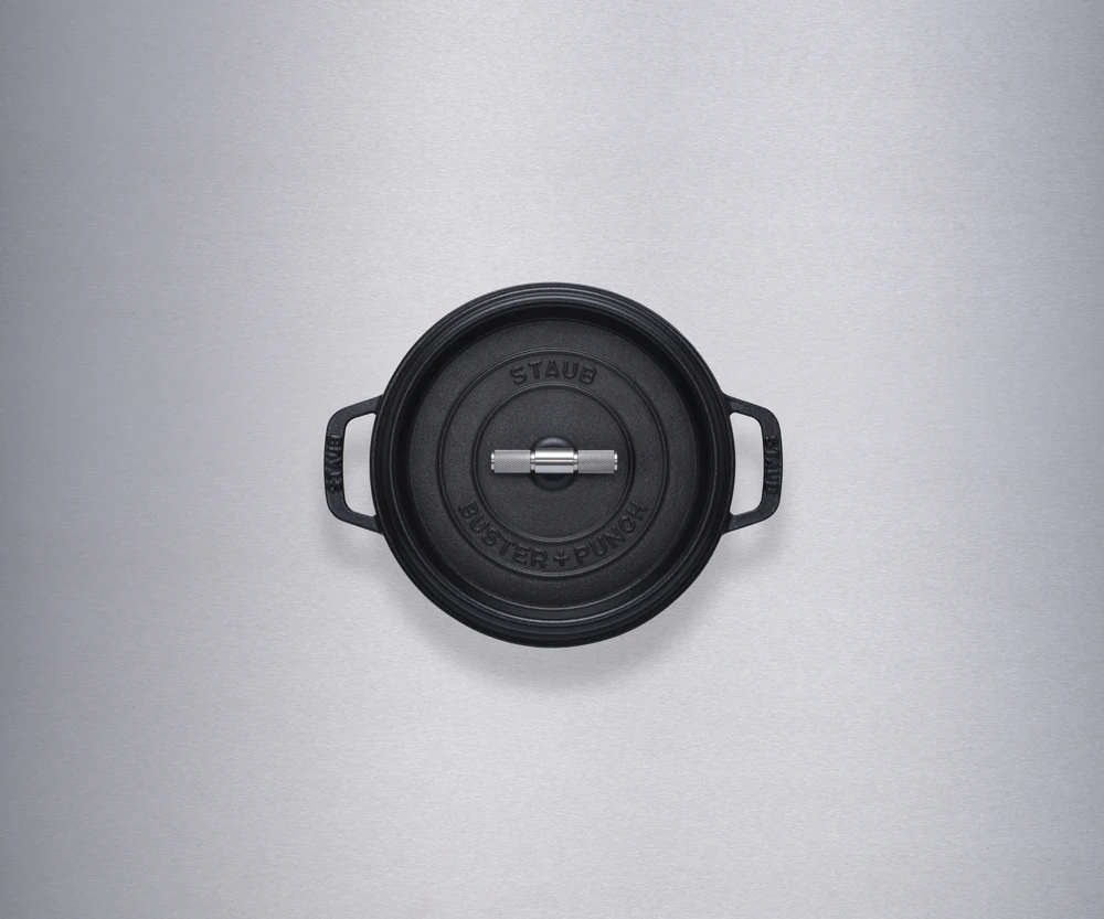 Staub - Buster + Punch Cocotte - Juoda - 24 cm