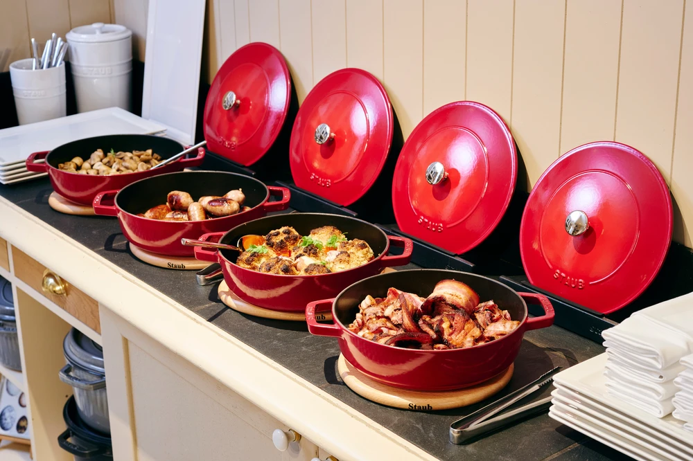 STAUB gili keptuvė su dangčiu, 28 cm, 40511-474-0