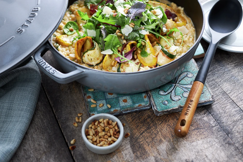 Staub - Daugiafunkcinė keptuvė kepimui - grafito pilkumo - 24 cm
