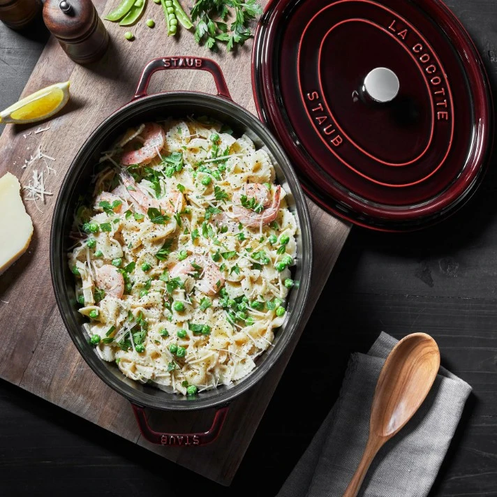Staub - La Cocotte Oval Ketaus 23 cm / 2,25 L - Grenadine ketaus