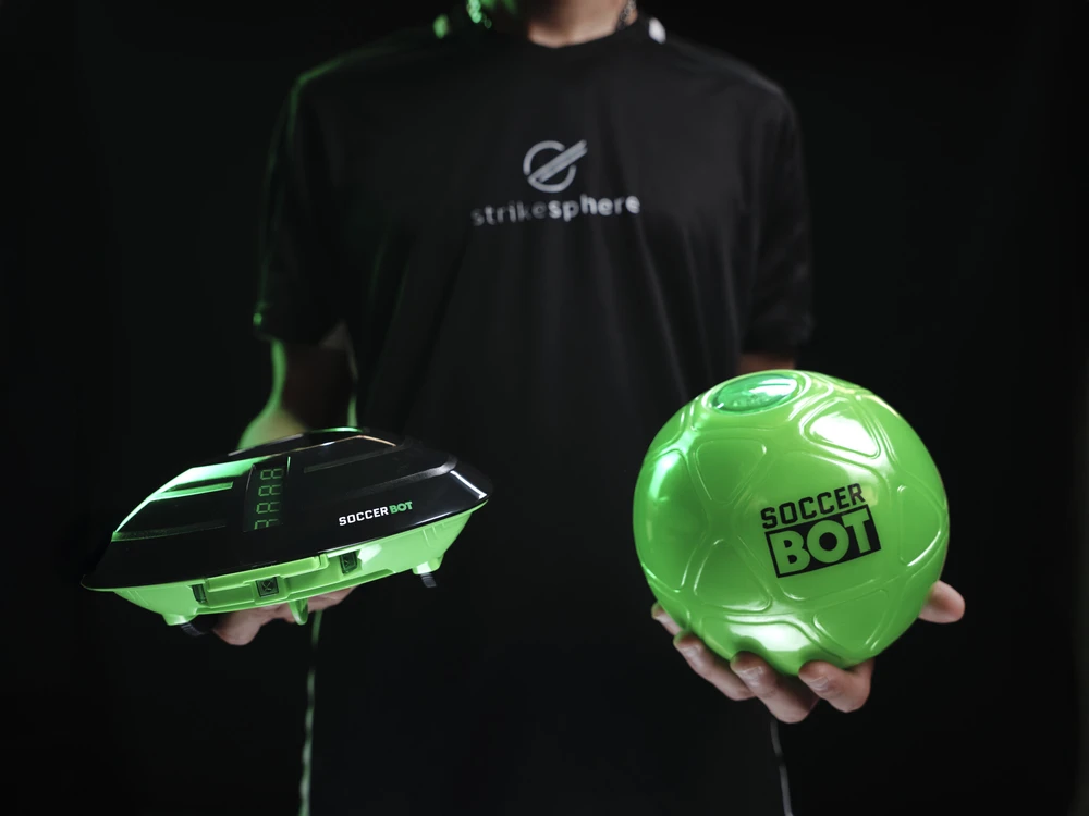 „Strikesphere“ – futbolo robotas (1001CB)