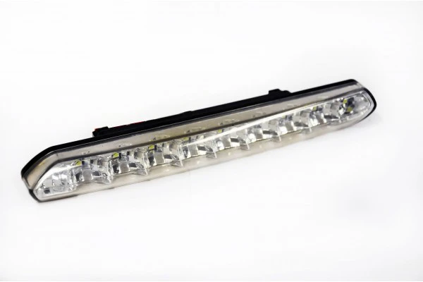 LED dienos šviesos žibintai AMIO 810 A ver. 2 12-24V