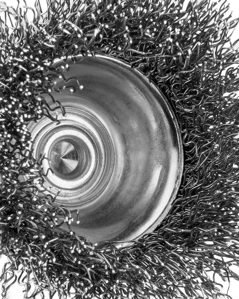Graphite Szczotka 50 mm vielinis taurės formos šepetys, gofruota plieninė viela, su 6 mm kotu