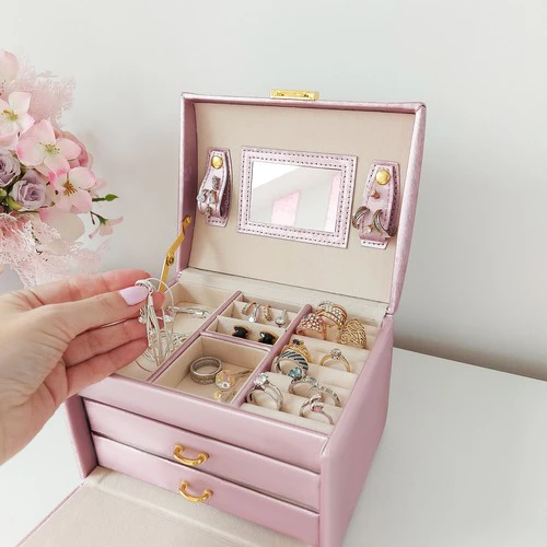 Beautylushh Rožinė PAPUOŠALŲ DĖŽUTĖ „Rožinis ROYAL"