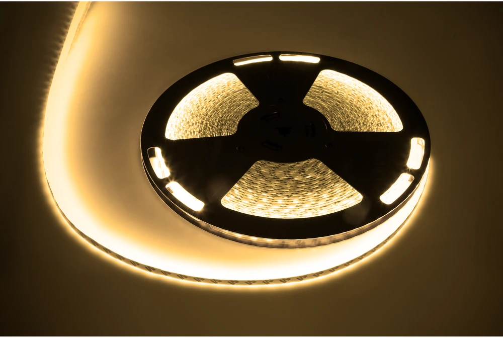 Rebel LED juosta 25m (1500x5050 SMD) šiltai balta 12V