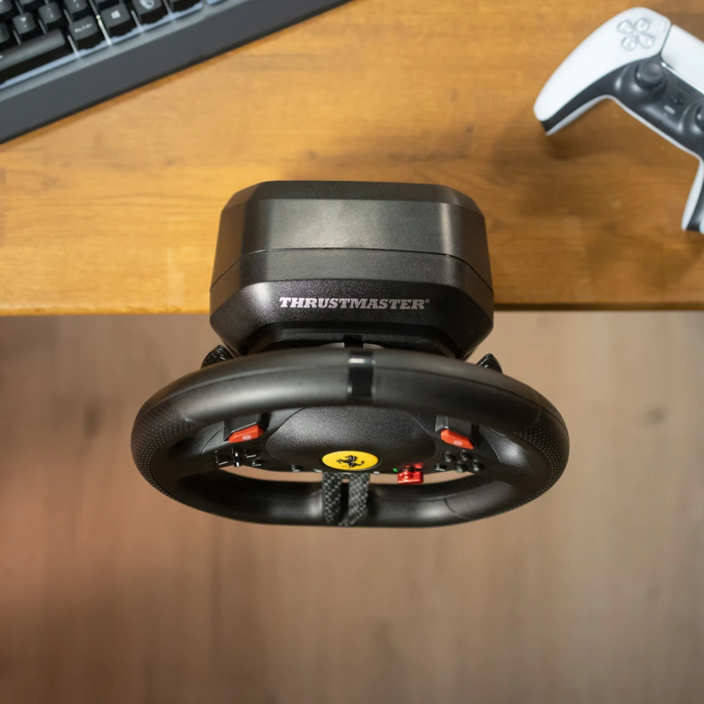 „Thrustmaster T98 Ferrari 296 GTS“