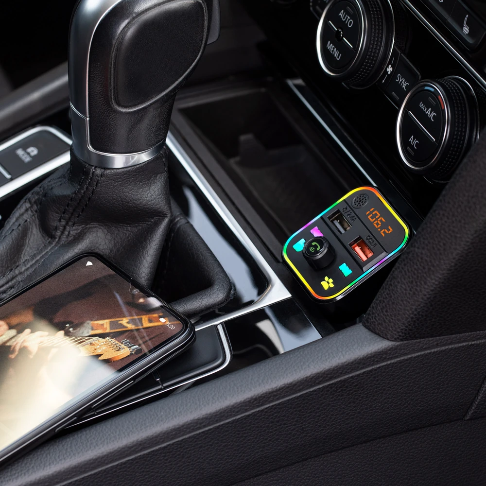 Peiying Automobilinis FM siųstuvas su Bluetooth funkcija