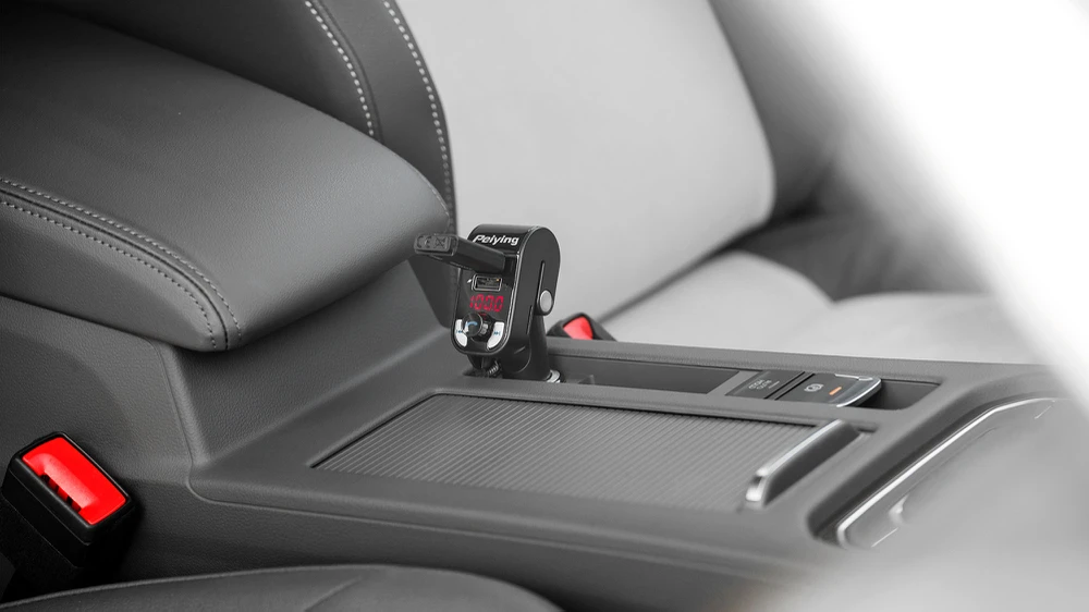 Peiying Automobilinis FM moduliatorius su Bluetooth