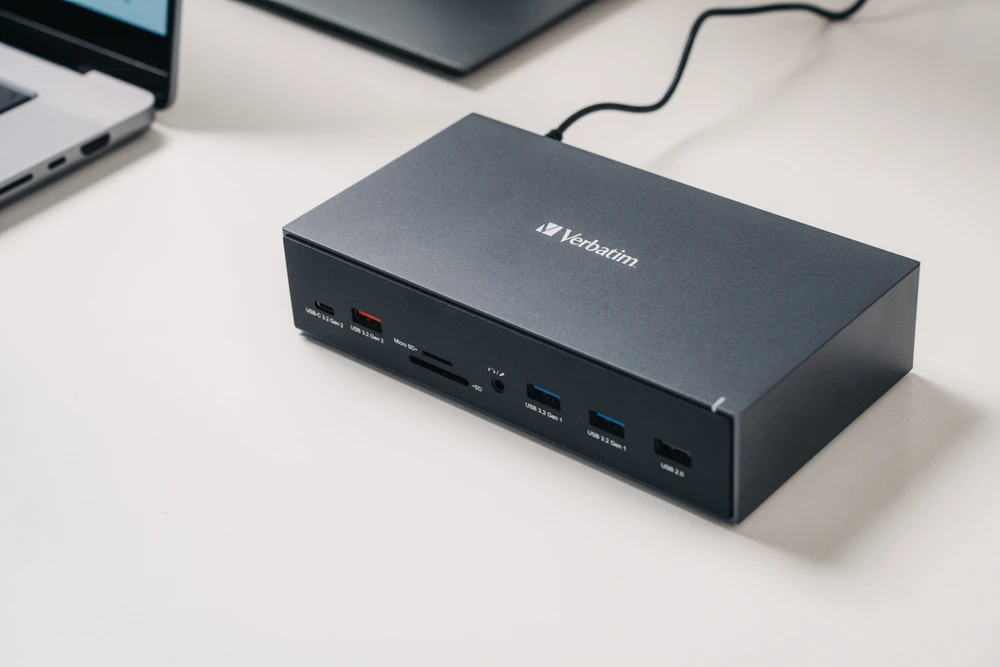 VERBATIM USB-C Pro Docking Station 17 prievadų CDS-17