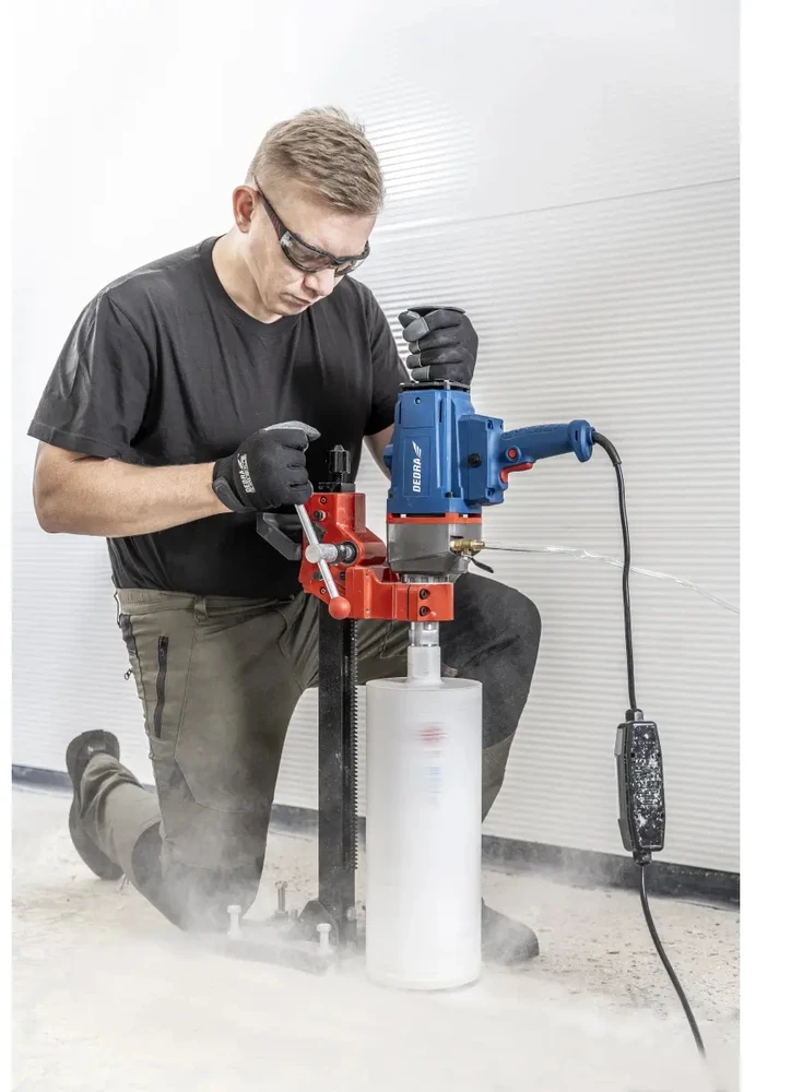 Dedra Gręžimo įrenginys Betono grąžtas 2300 W, maks. skersmuo 205 mm, trikojis