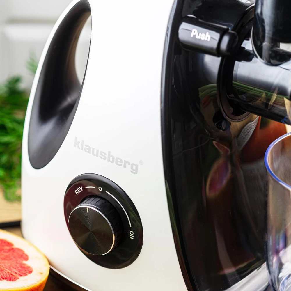 Sulčiaspaudė Lėtaeigė sulčiaspaudė vaisiams ir daržovėms, horizontali su rankena, 150 W, balta, Klausberg, kb-7864