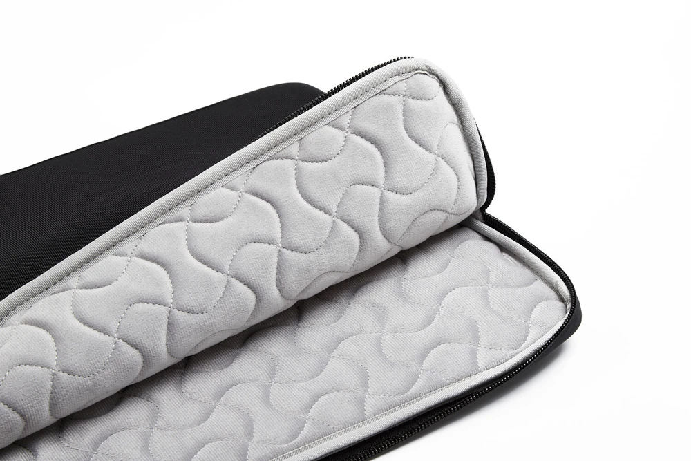 XD DESIGN LAPTOP SLEEVE 14 Juodas P/N: P706.201