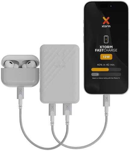 „Xtorm“ – 12 W „FastCharge Go2“ išorinė baterija 5.000 – pelenų baltumo