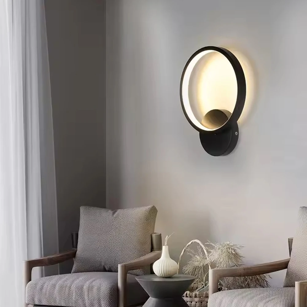 ATL LED sieninis šviestuvas